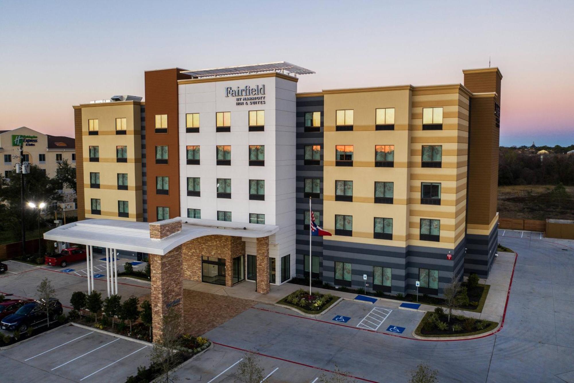 Fairfield Inn And Suites By Marriott Houston Brookhollow Eksteriør bilde